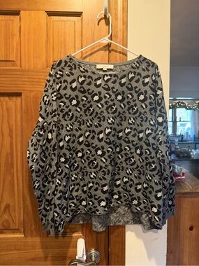 Loft Gray Leopard Print Long Sleeve Sweater